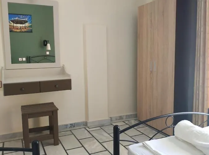 Solena Studios Kavos 公寓式酒店 卡沃斯
