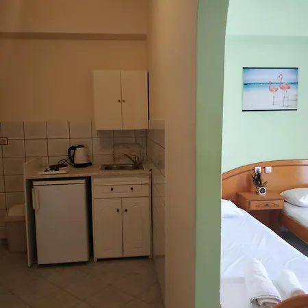 Nitsa Apartahotel